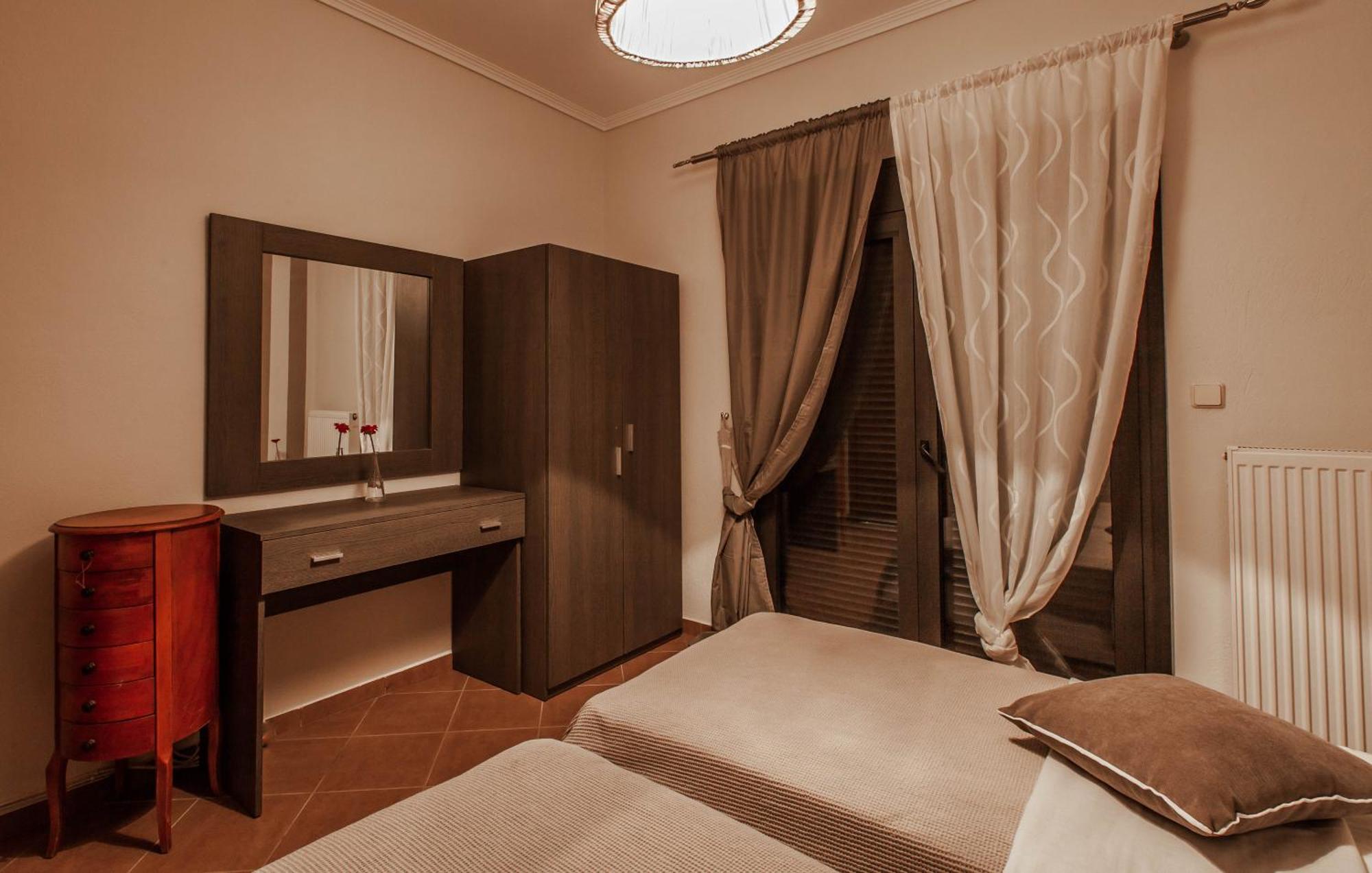 Aqua Mare Sea Side Rooms Nea Kallikrateia Екстер'єр фото